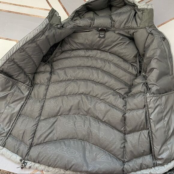 OUTDOOR RESEARCH Light Gray Plaza Down Hoodie Puffer Jacket - Picture 5 of 12
